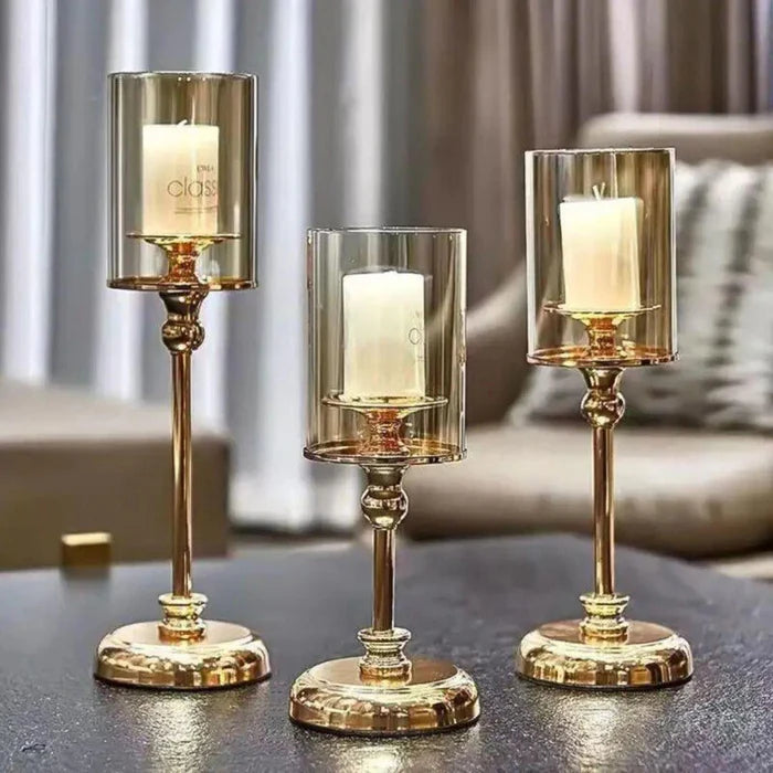 Suporte Dourado para Velas Vintage em Metal Lumière Casa